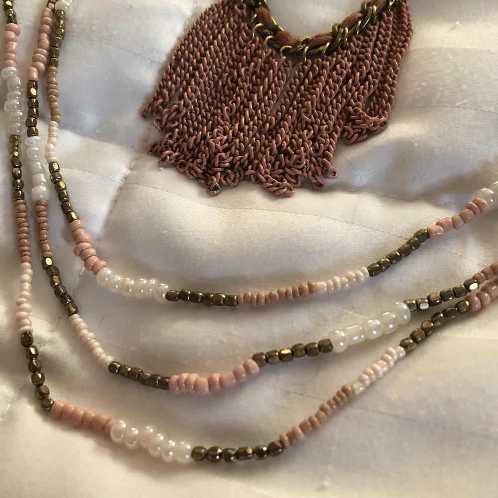 Multi-chain long necklace